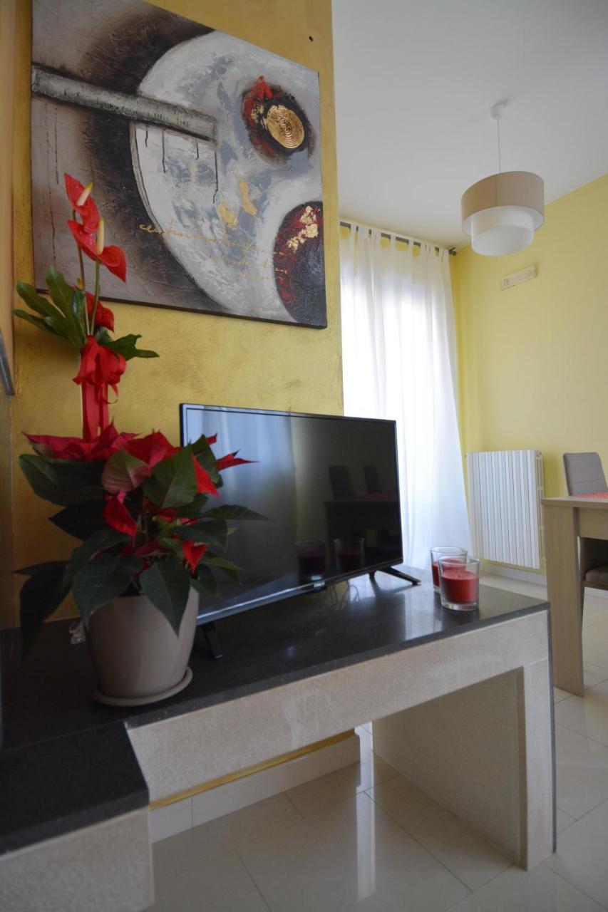 "La Casa Di Mariagrazia" Appartamento 4 Locali Sammichele Di Bari ภายนอก รูปภาพ
